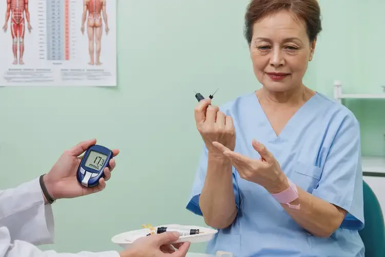 更年期女性睡前血糖17點(diǎn)3是糖尿病嗎(圖4)