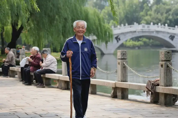 老年人餐后血糖18點(diǎn)3是糖尿病嗎(圖2)