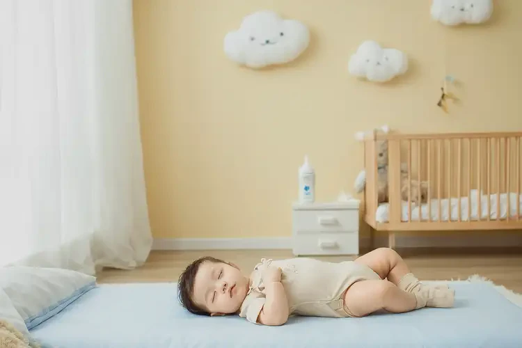 新生兒脖子偶爾長(zhǎng)濕疹可不可以徹底自愈(圖1)