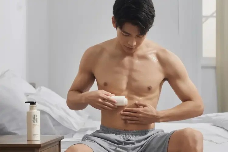 男生肚子上出濕疹能徹底自愈嗎(圖3)