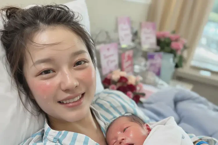 產(chǎn)婦面部偶爾長濕疹可以徹底自愈嗎(圖4)