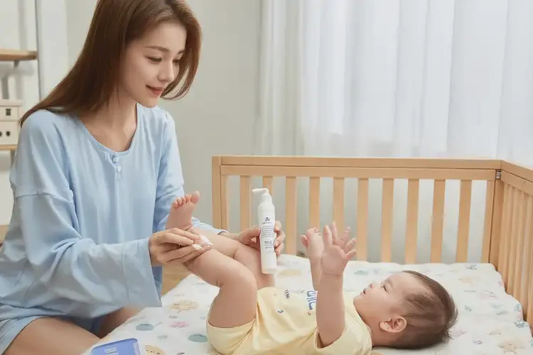 新生兒腳上有濕疹不管它會自己好嗎(圖3)
