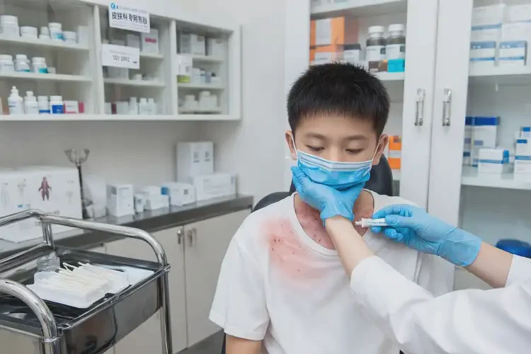 青少年脖子長濕疹不管它會自己痊愈嗎(圖3)