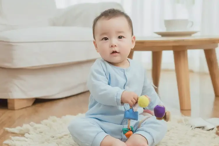 寶寶手臂上起濕疹能靠自己自愈嗎(圖1)