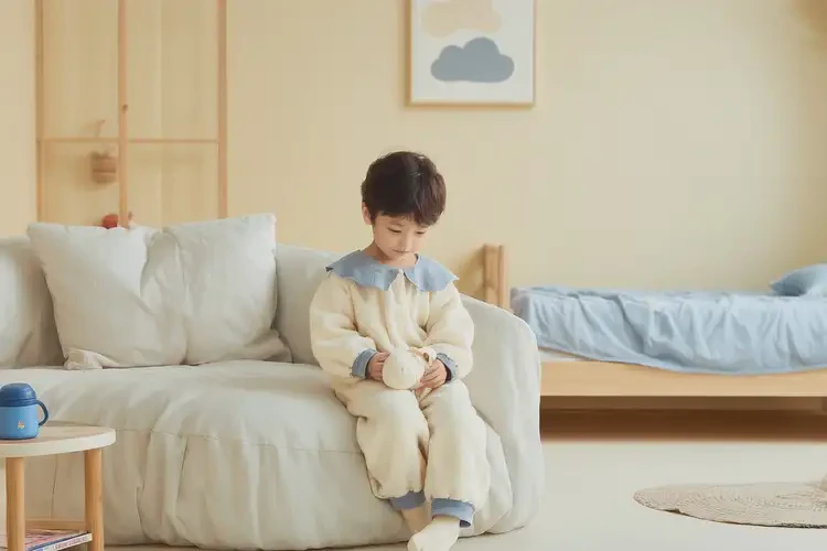 兒童大腿上出現(xiàn)濕疹不管它會自己痊愈嗎(圖2)