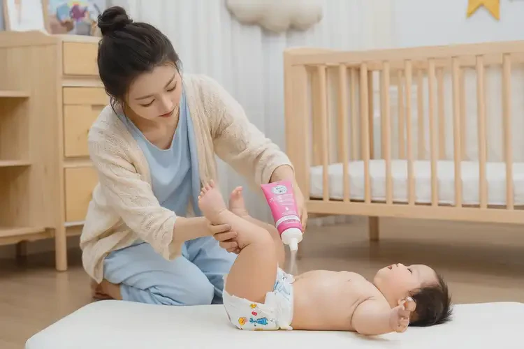 新生兒屁股上容易起濕疹可不可以徹底自愈(圖3)