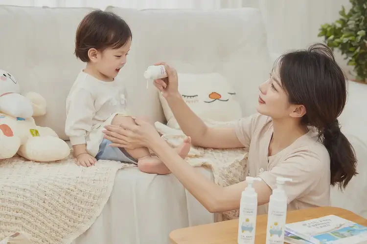 孩子大腿上經(jīng)常長濕疹不管它會自己自愈嗎(圖2)