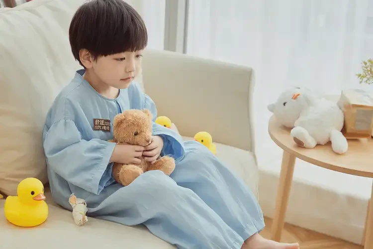 孩子大腿上經(jīng)常長濕疹不管它會自己自愈嗎(圖1)