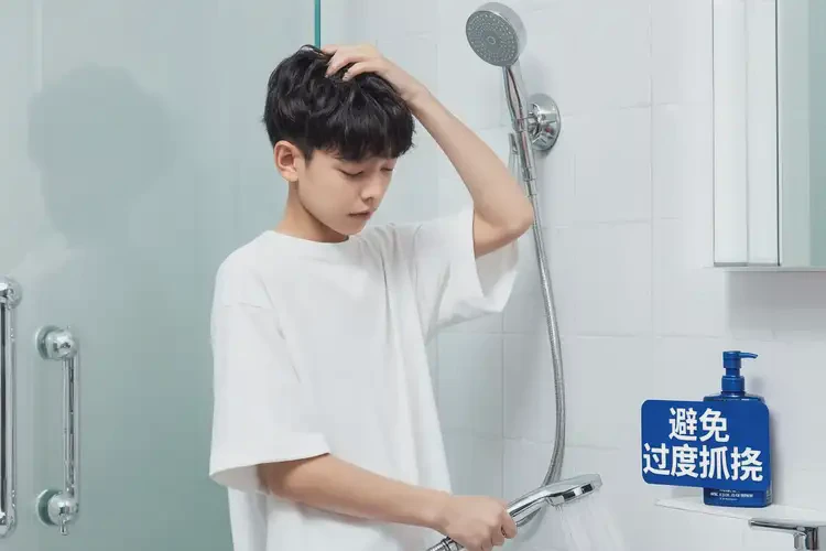 中学生肚子上有湿疹能靠自己自愈吗(图1)