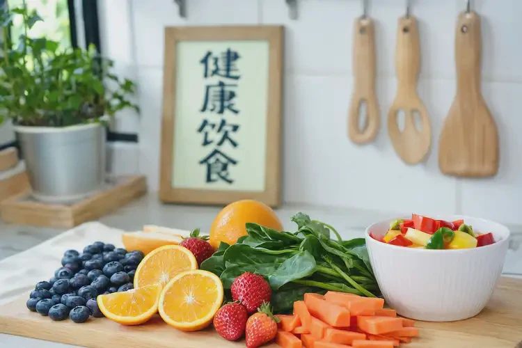 青年人肚子容易起濕疹不管它會自己痊愈嗎(圖1)