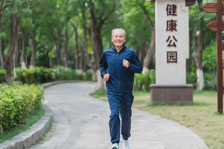 中老年人中午血糖9點(diǎn)8是糖尿病嗎(圖2)