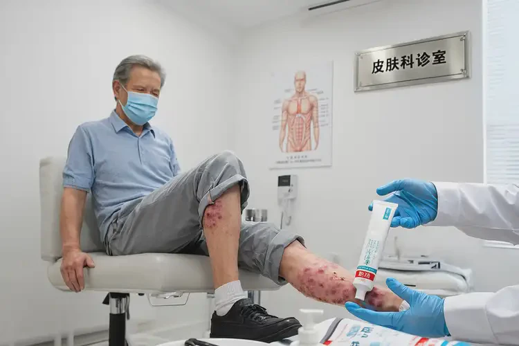 男人小腿上有湿疹能够彻底治愈吗(图3)