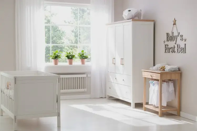 寶寶肚子上長(zhǎng)濕疹不管它會(huì)自己自愈嗎(圖1)