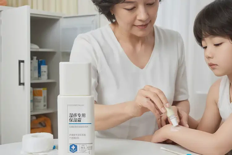 哺乳期媽媽身上偶爾起濕疹能徹底自愈嗎(圖4)