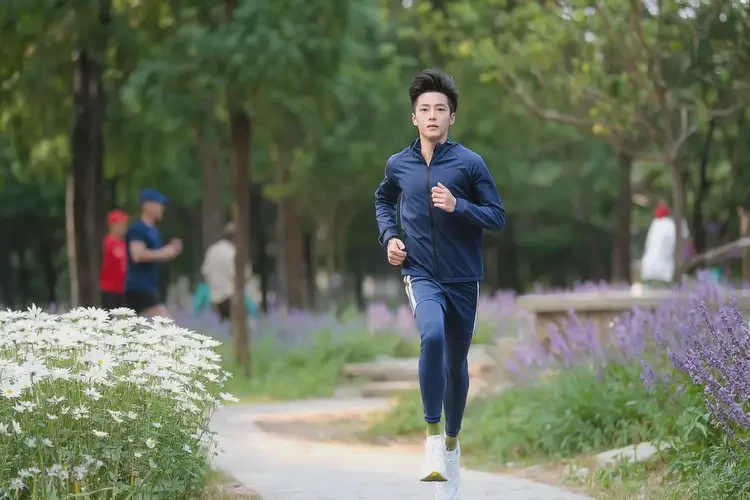 大學(xué)生身上經(jīng)常起濕疹能不能徹底自愈(圖1)