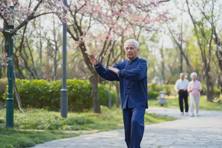 老年人晚餐血糖6點(diǎn)7意味著什么(圖2)