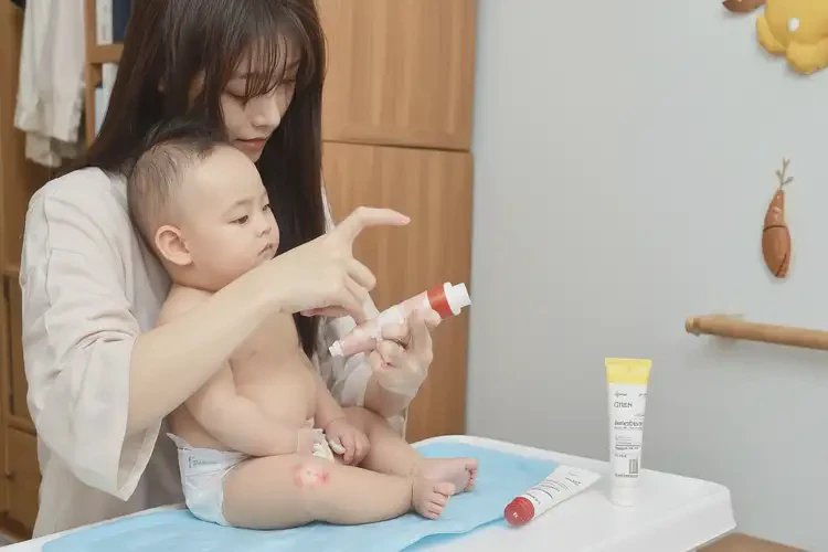 小兒屁股上長濕疹能徹底自愈嗎(圖3)