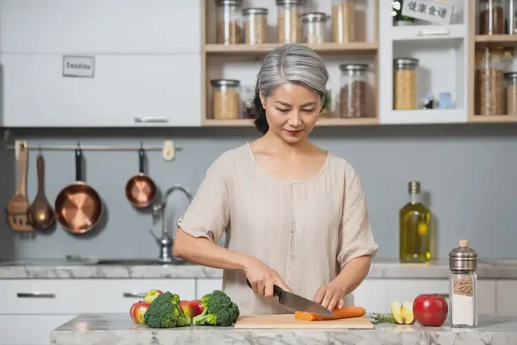 更年期女性睡前血糖7點2是糖尿病嗎(圖1)