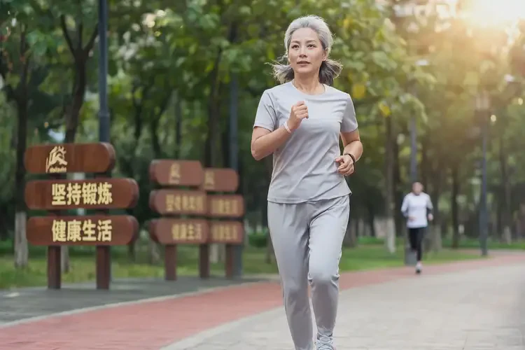 更年期女性睡前血糖7點2是糖尿病嗎(圖2)