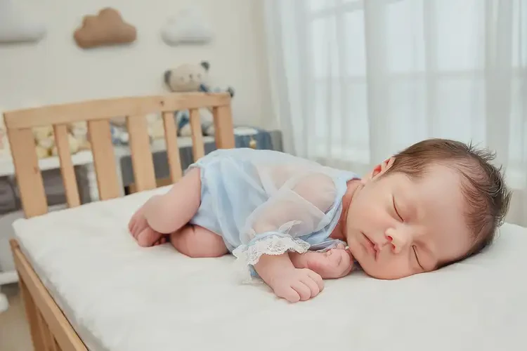 新生儿脖子上出湿疹不管它会自己自愈吗(图2)