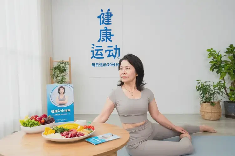 女人小腿上经常起湿疹可以彻底自愈吗(图1)