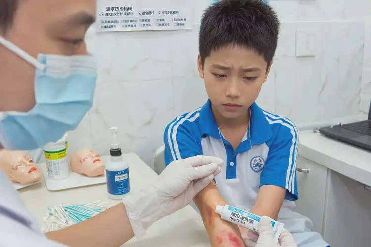 中學(xué)生全身出濕疹不管它會(huì)自己痊愈嗎(圖3)