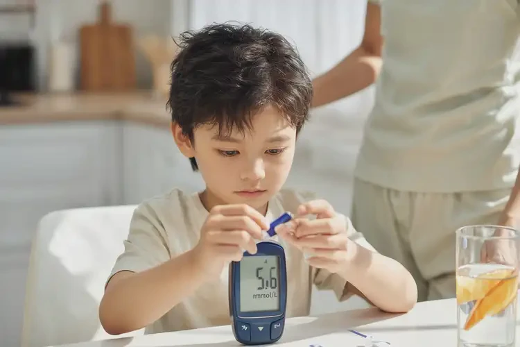 小孩晚上血糖20(圖1)