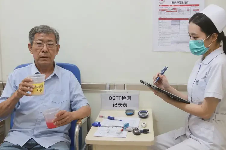 男人早上血糖28(图1)