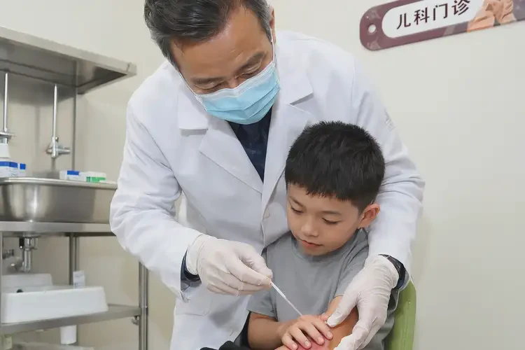 孩子身上有濕疹不管它會(huì)自己自愈嗎(圖3)