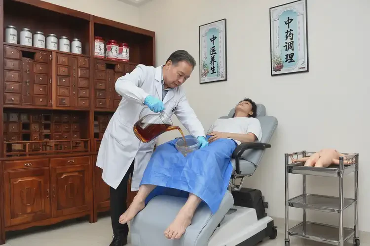 大學(xué)生肛周經(jīng)常長濕疹可不可以徹底自愈(圖2)