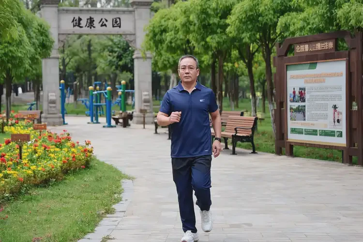 中年人下午血糖9(图1)