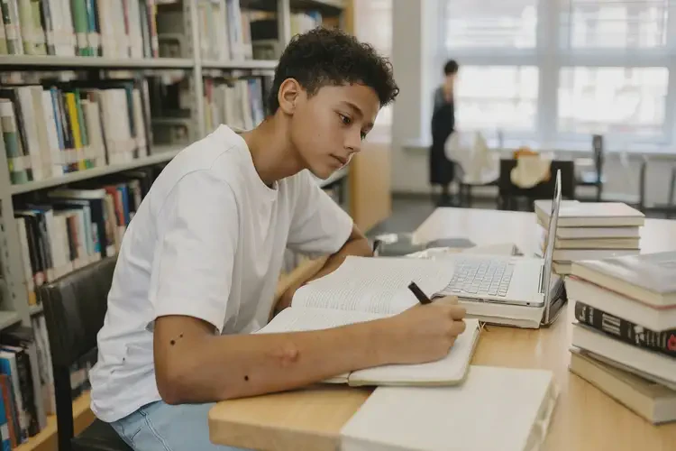 大学生小腿偶尔起湿疹能不能彻底自愈(图4)