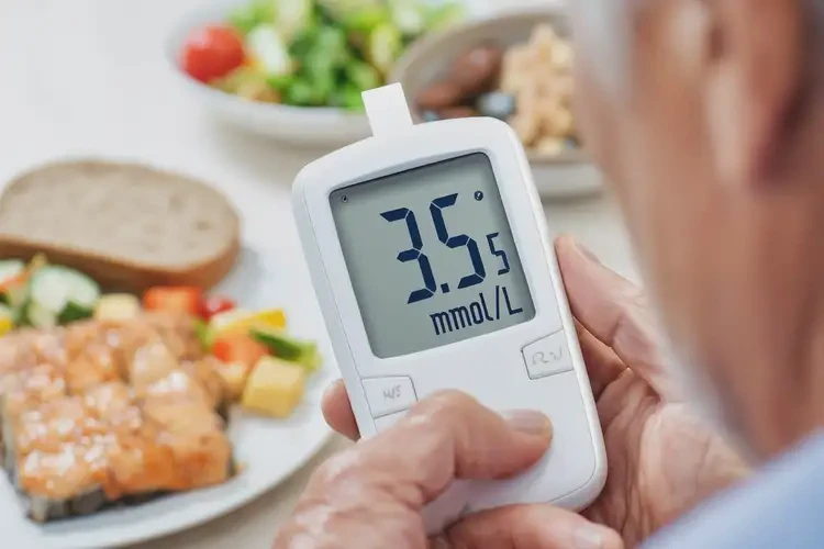 中老年人晚餐血糖3點(diǎn)5是糖尿病嗎(圖4)