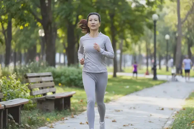 更年期女性中午血糖12點(diǎn)3是怎么回事(圖2)