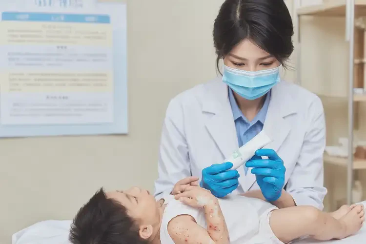 幼儿四肢起湿疹可不可以彻底自愈(图3)