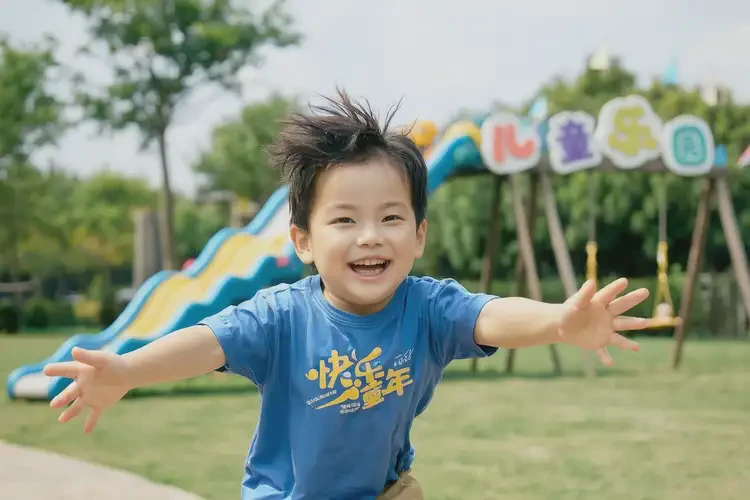 兒童手臂上長濕疹能靠自己自愈嗎(圖1)