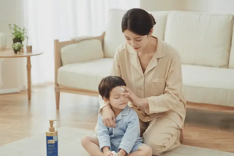 孩子腳上長(zhǎng)濕疹可不可以根治(圖1)