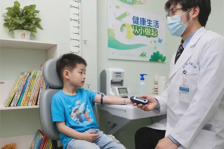 小孩餐后血糖5點4是怎么回事(圖1)