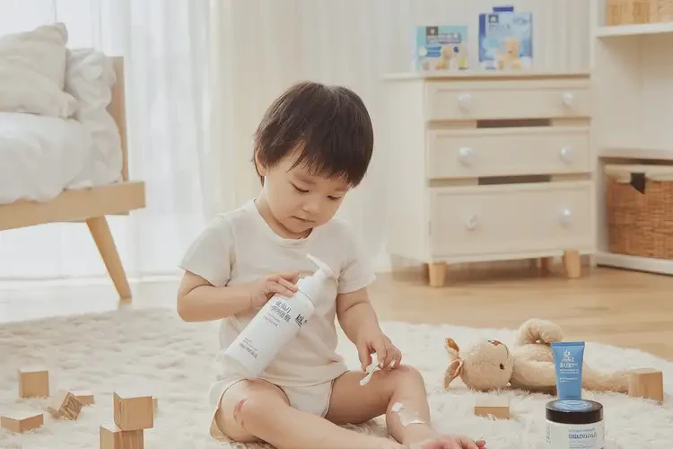 幼兒手上出現(xiàn)濕疹可以徹底自愈嗎(圖3)