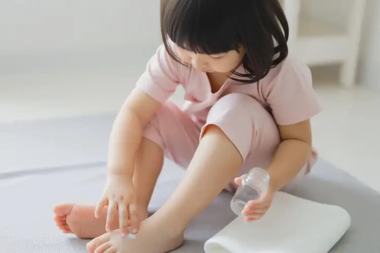 孩子腳上經(jīng)常起濕疹可不可以根治(圖3)