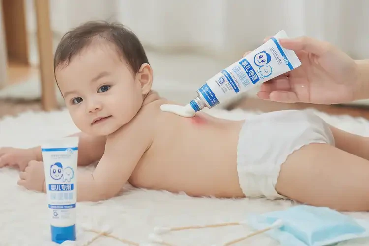 孩子屁股偶爾長濕疹可以徹底自愈嗎(圖4)