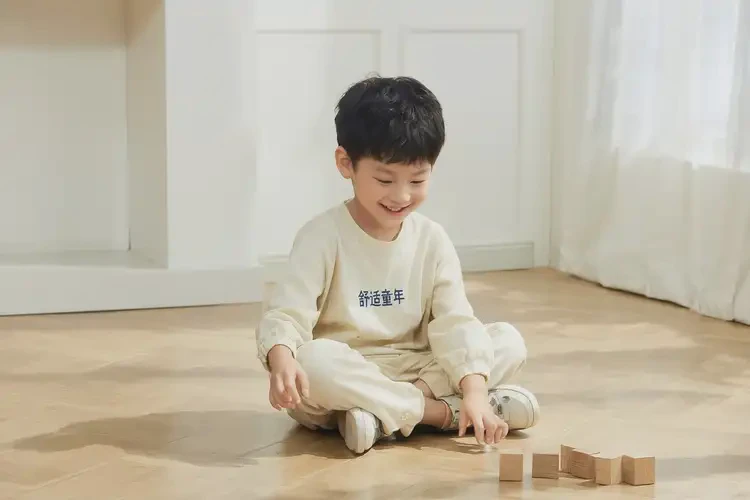 小兒大腿上偶爾長(zhǎng)濕疹可以徹底自愈嗎(圖2)