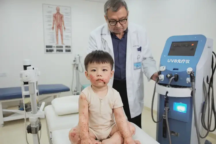 幼儿手臂上容易长湿疹能靠自己自愈吗(图1)