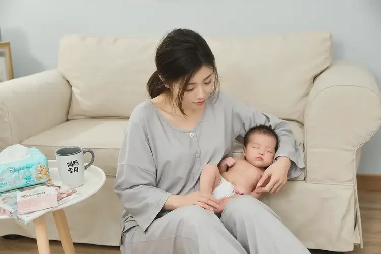 哺乳期妈妈大腿偶尔起湿疹能够彻底治愈吗(图2)