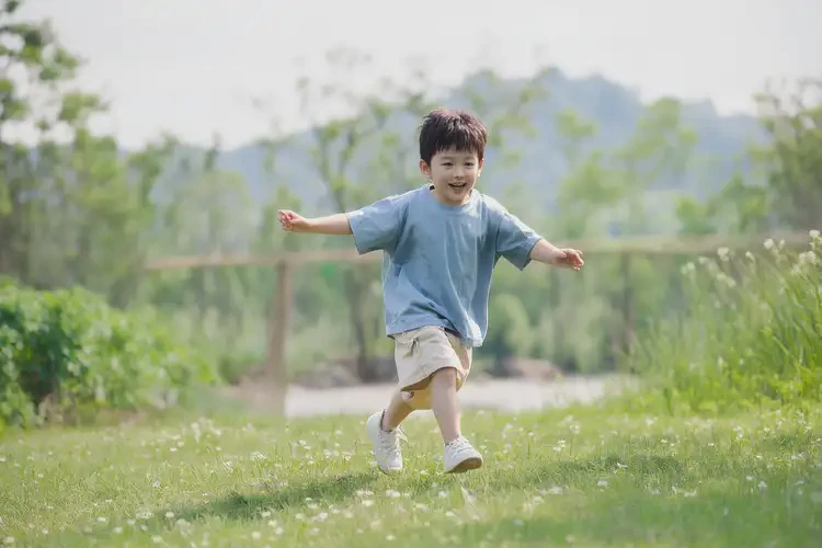 孩子屁股偶爾長濕疹可以徹底自愈嗎(圖3)