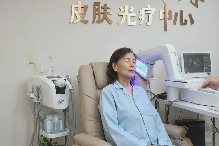 哺乳期媽媽身上容易起濕疹能不能根治(圖1)