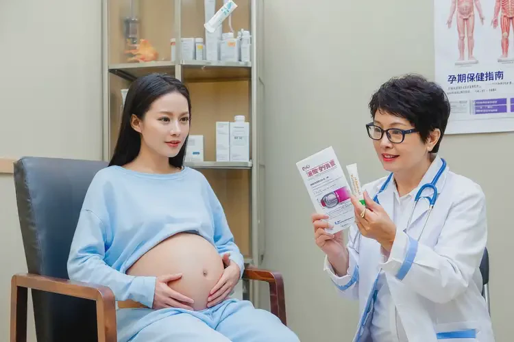 孕婦大腿上經(jīng)常長濕疹能徹底自愈嗎(圖1)