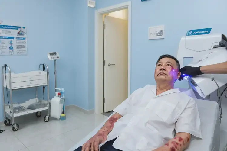 男人面部出濕疹能不能根治(圖2)