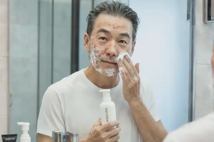 男人面部出濕疹能不能根治(圖4)