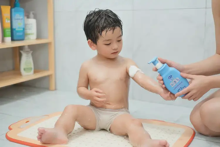 少兒大腿上經(jīng)常長濕疹能徹底自愈嗎(圖2)